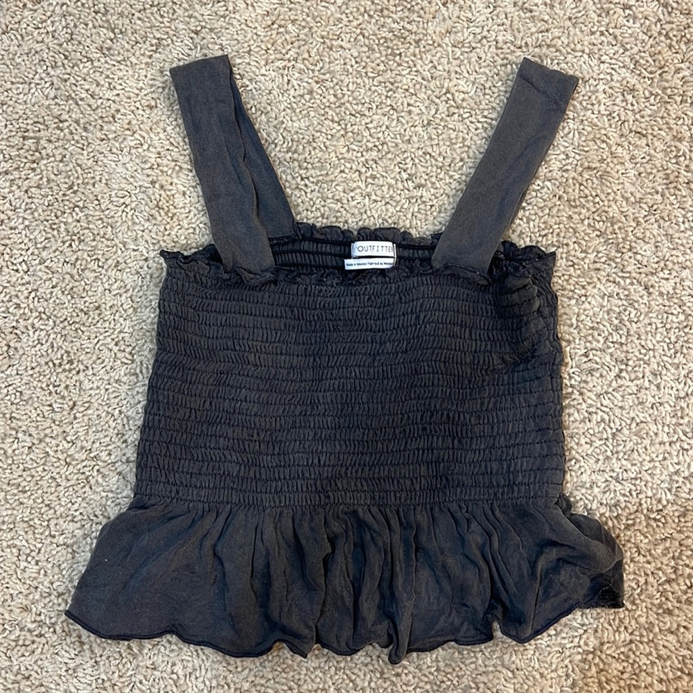 Gray Urban Outfitters cropped tank / size small